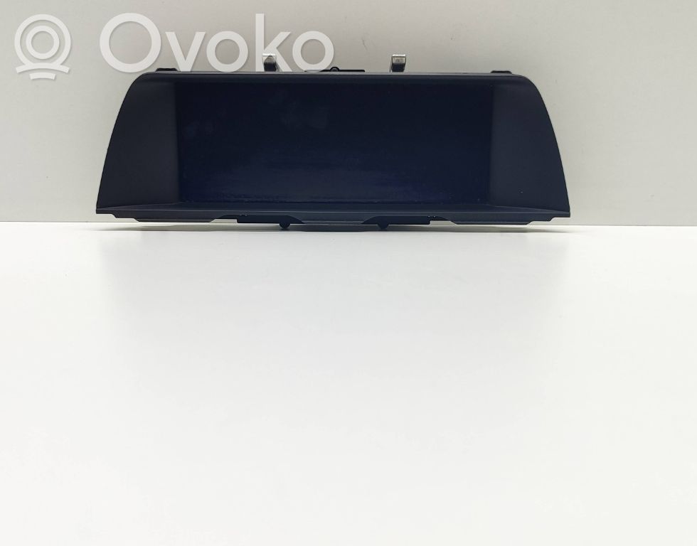 Monitor / wyświetlacz / ekran   9243897,924389701,9243903,65509243903,6550924390301,924390301
