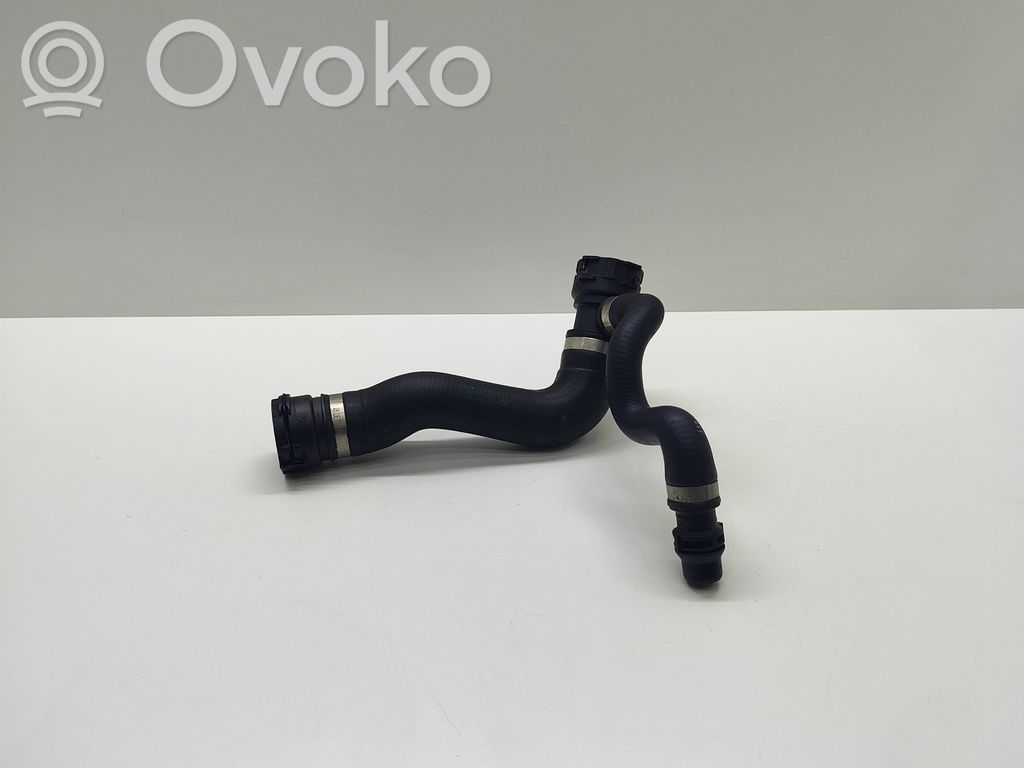 BMW 5 E60 E61 Engine coolant pipe/hose 