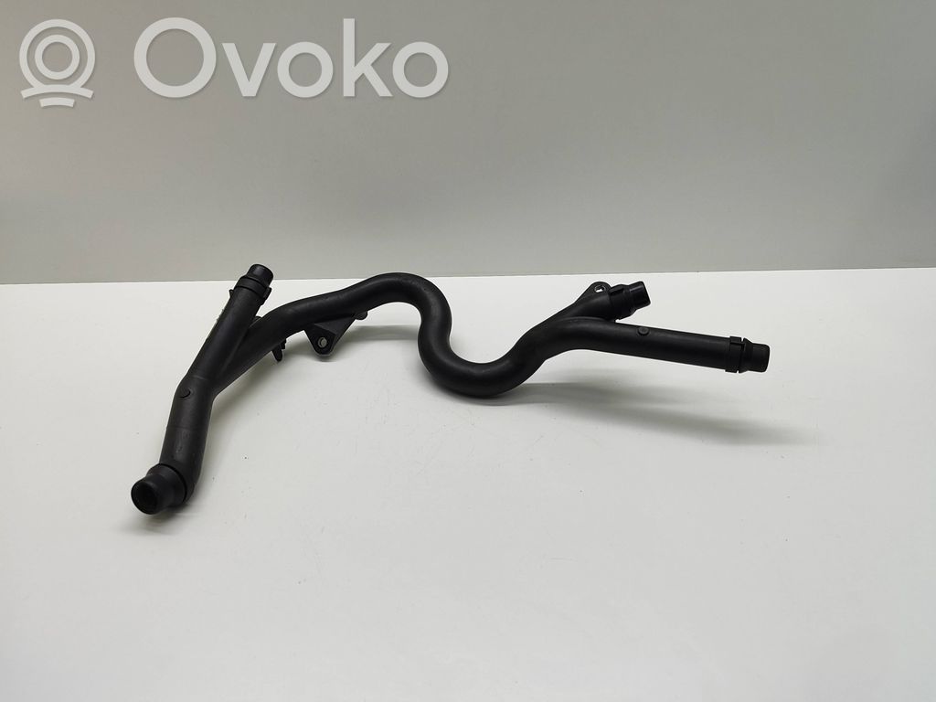 BMW 5 E60 E61 Moottorin vesijäähdytyksen putki/letku 