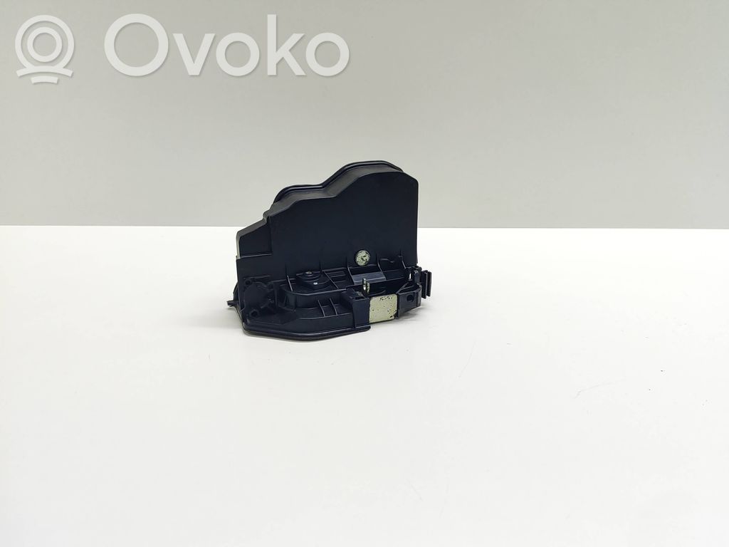 BMW 5 E60 E61 Front door lock 