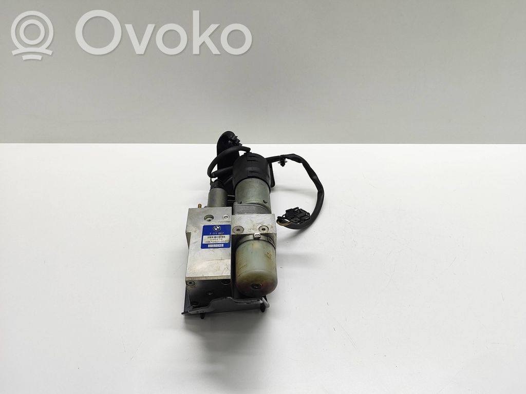 BMW 5 E60 E61 Tailgate hydraulic pump motor 