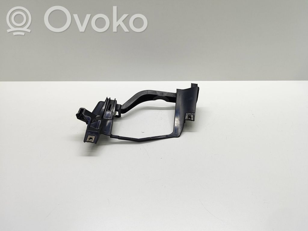 BMW 5 E60 E61 Headlight/headlamp mounting bracket 