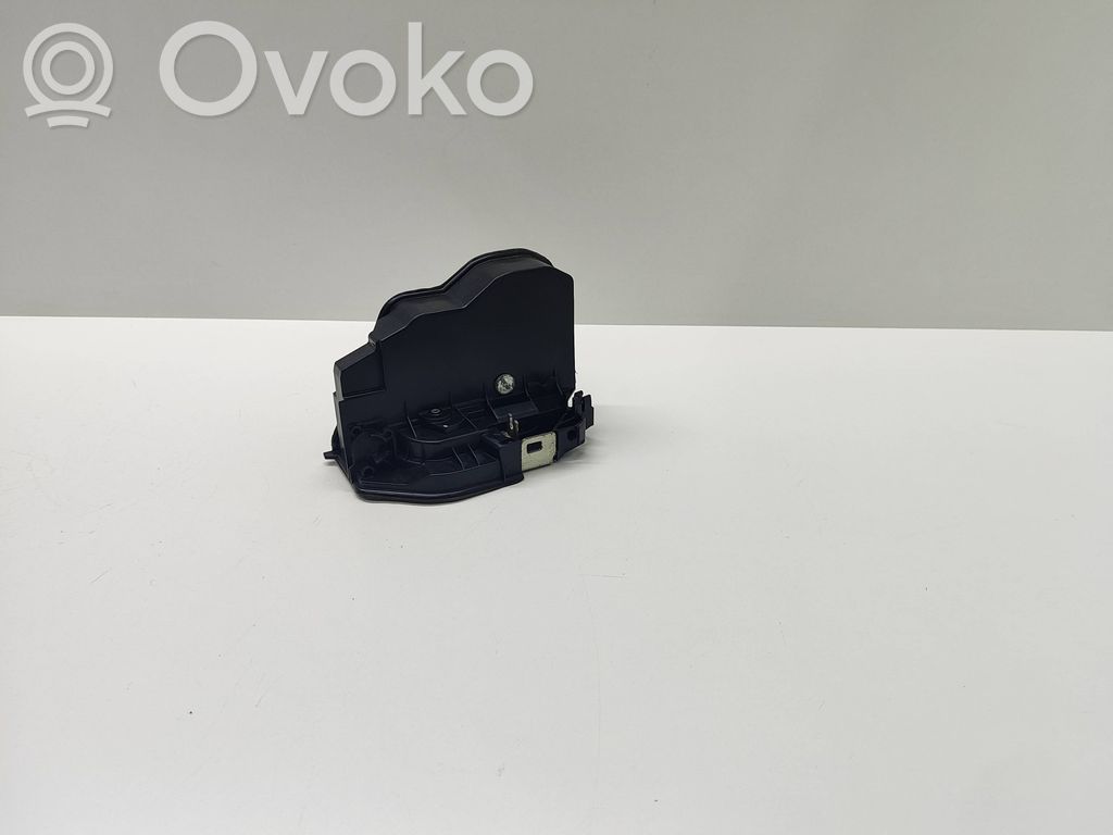 BMW 5 E60 E61 Etuoven lukko 