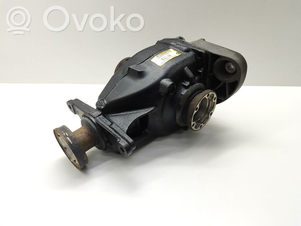 BMW 5 E60 E61 Galinis reduktorius 