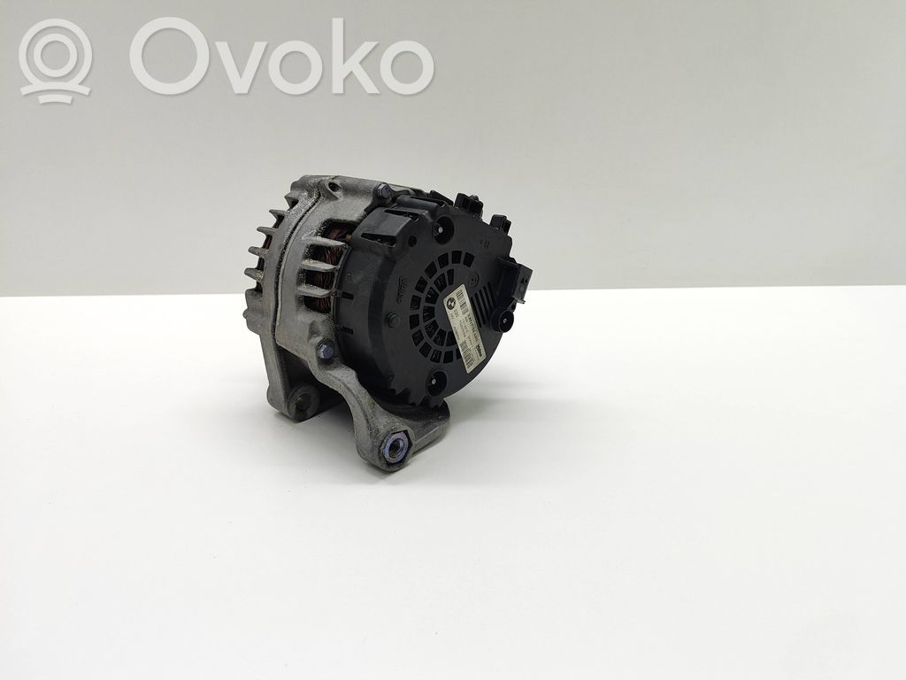 BMW 5 F10 F11 Ģenerators 