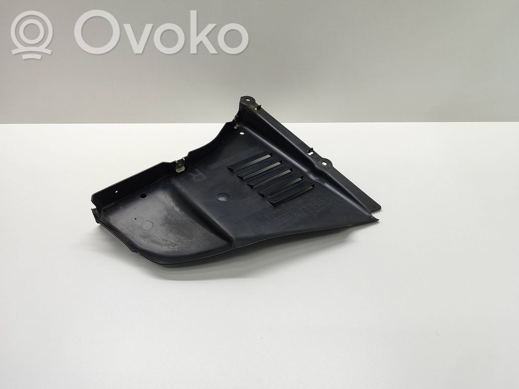 BMW 5 E60 E61 Cita virsbūves detaļa 