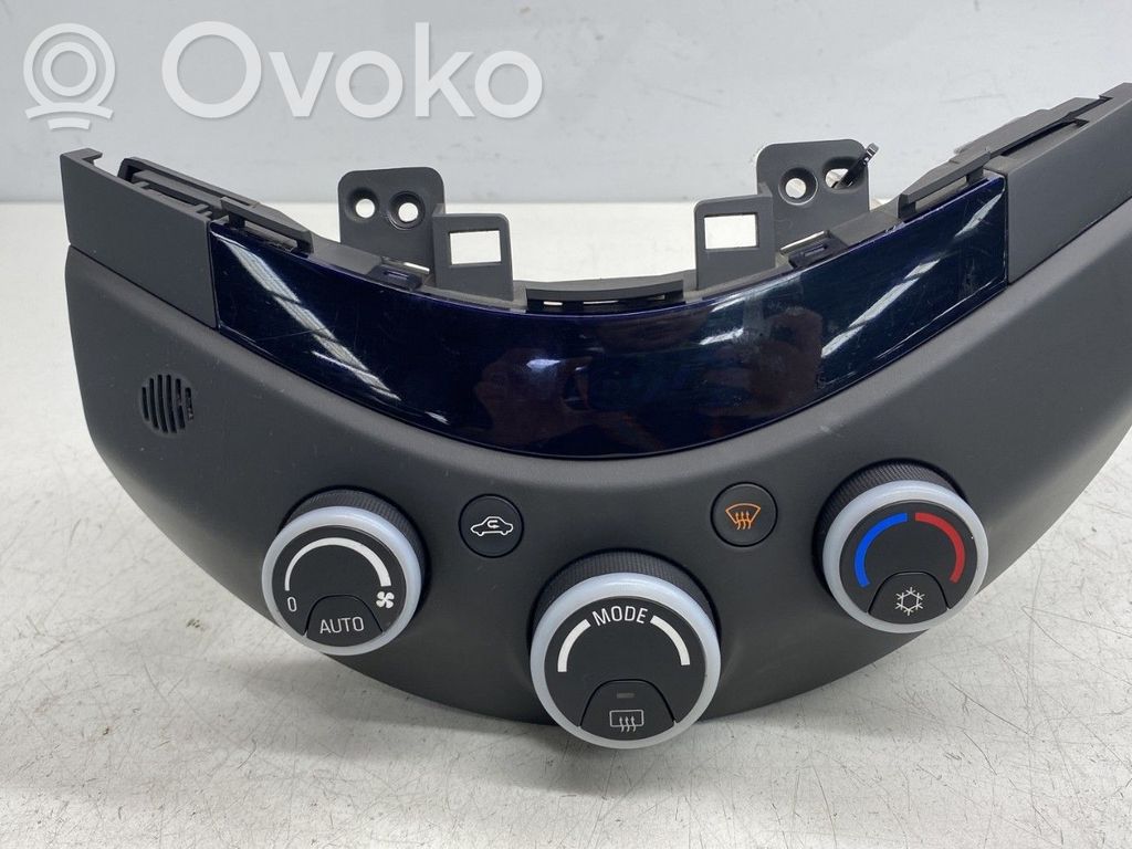 Chevrolet Spark Climate control unit 