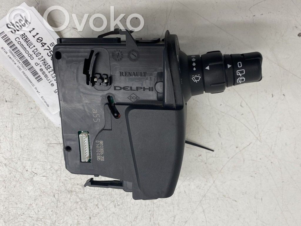 Renault Clio III Wiper control stalk 