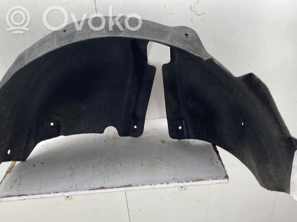 Audi A1 Rivestimento paraspruzzi parafango posteriore 