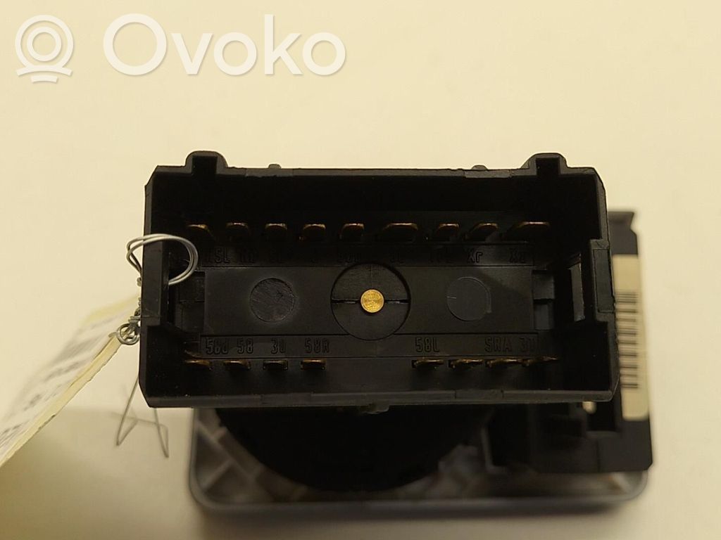 Audi A6 Allroad C5 Interruptor de luz 
