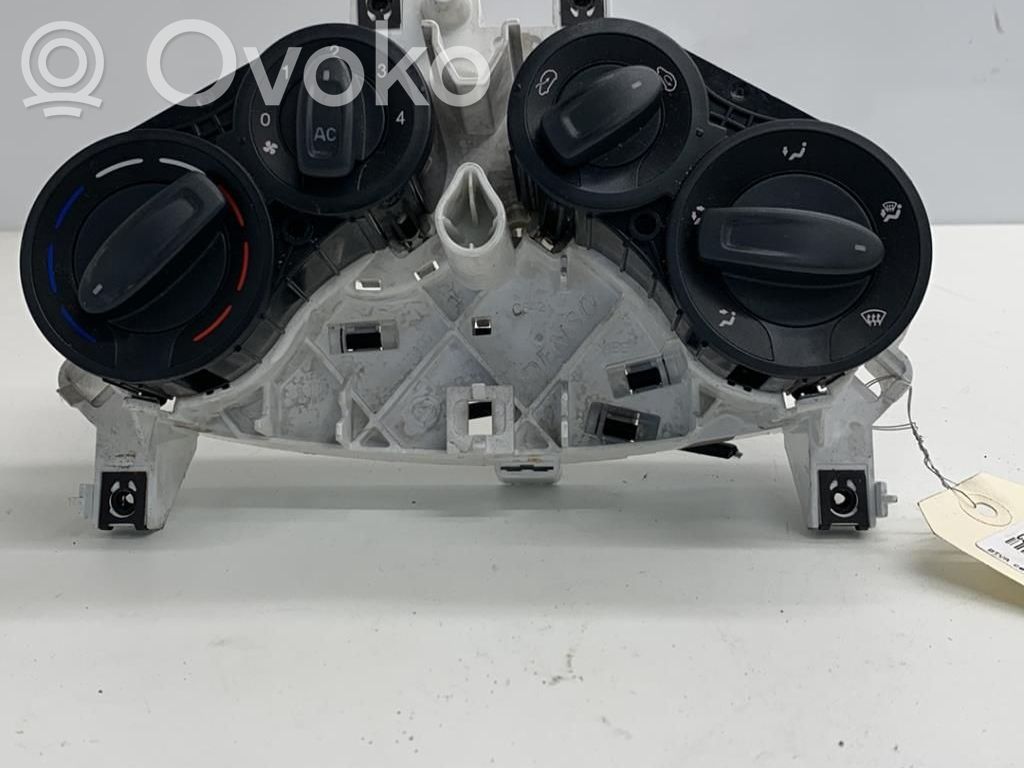 Climate control unit   1830994