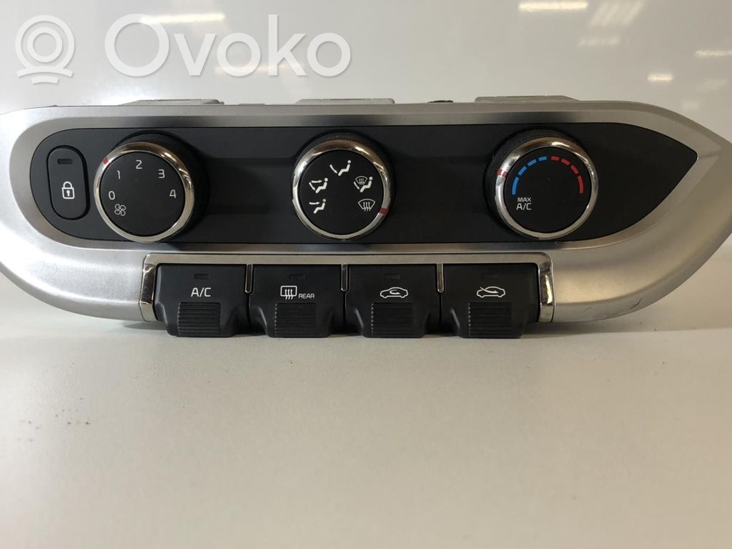 KIA Rio Climate control unit 