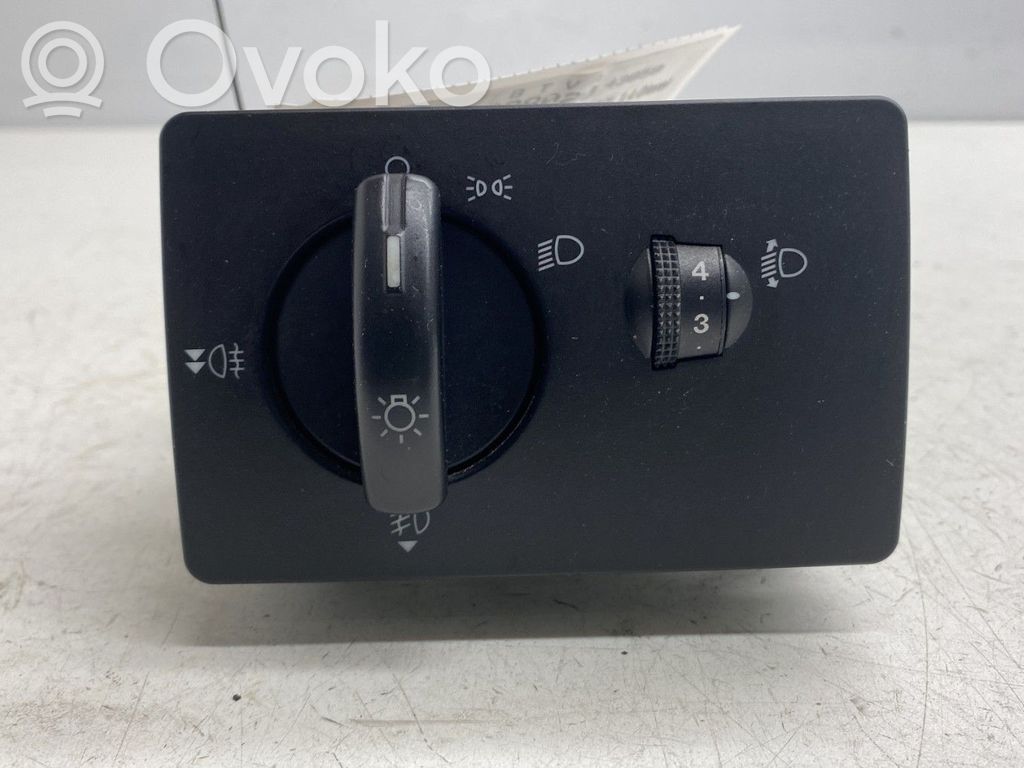 Ford Fiesta Light switch 