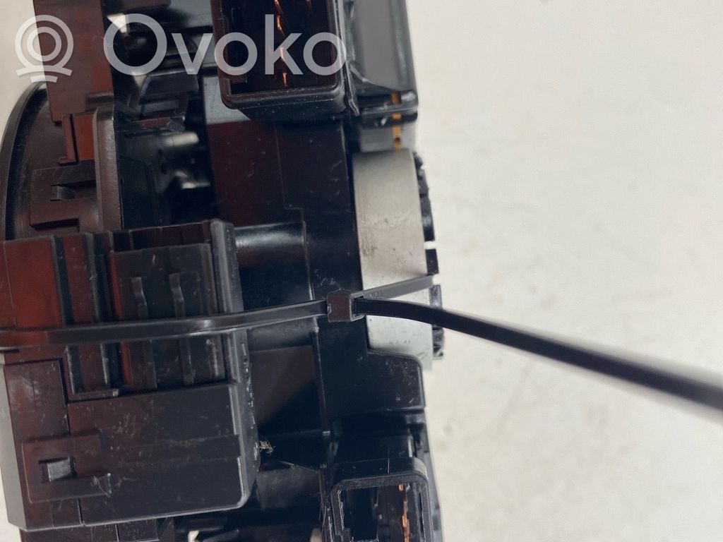 Citroen C1 Indicator stalk 