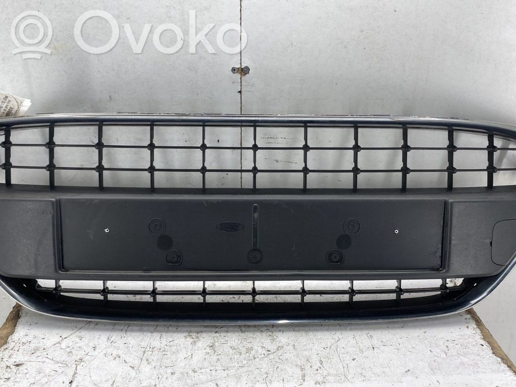 Ford Fiesta Front bumper lower grill 
