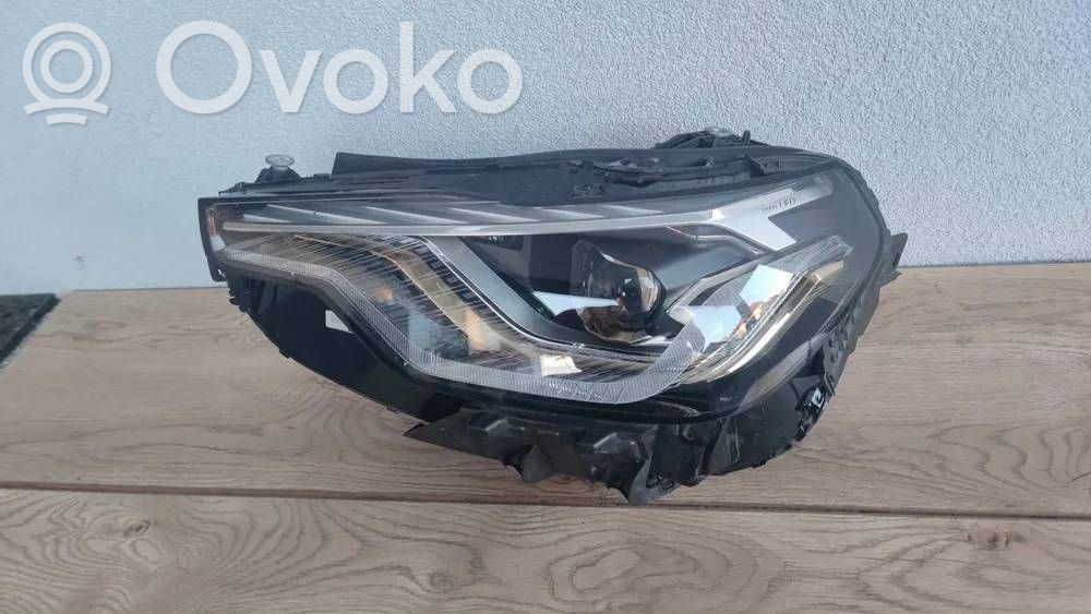 BMW 2 G42 Scheinwerfer 