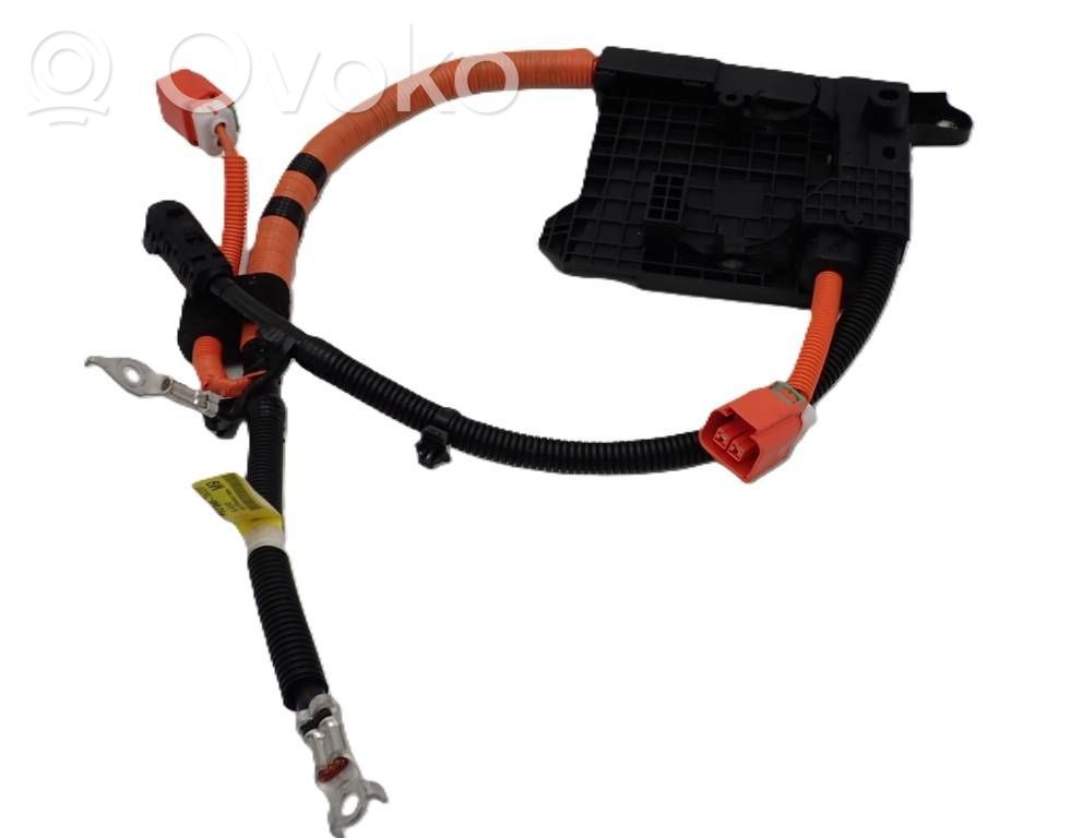 Lexus NX Cable positivo (batería) 