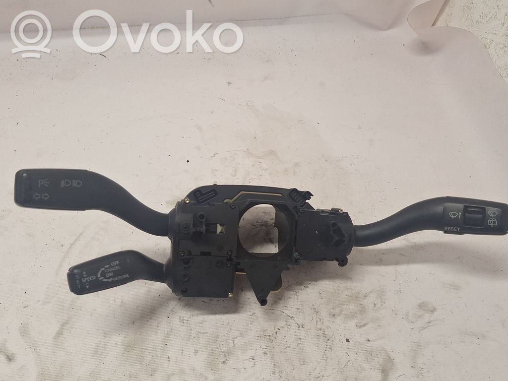 Audi A4 S4 B7 8E 8H Commodo, commande essuie-glace/phare 