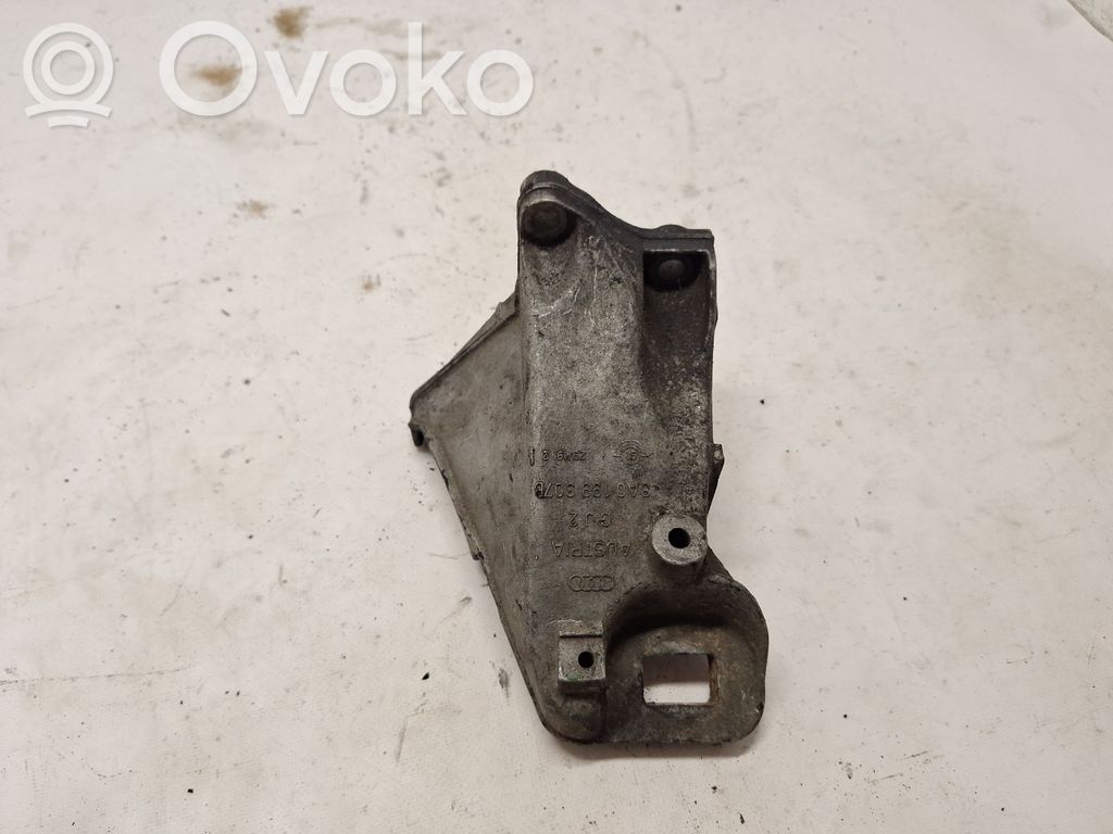 Audi A8 S8 D2 4D Suport motor 