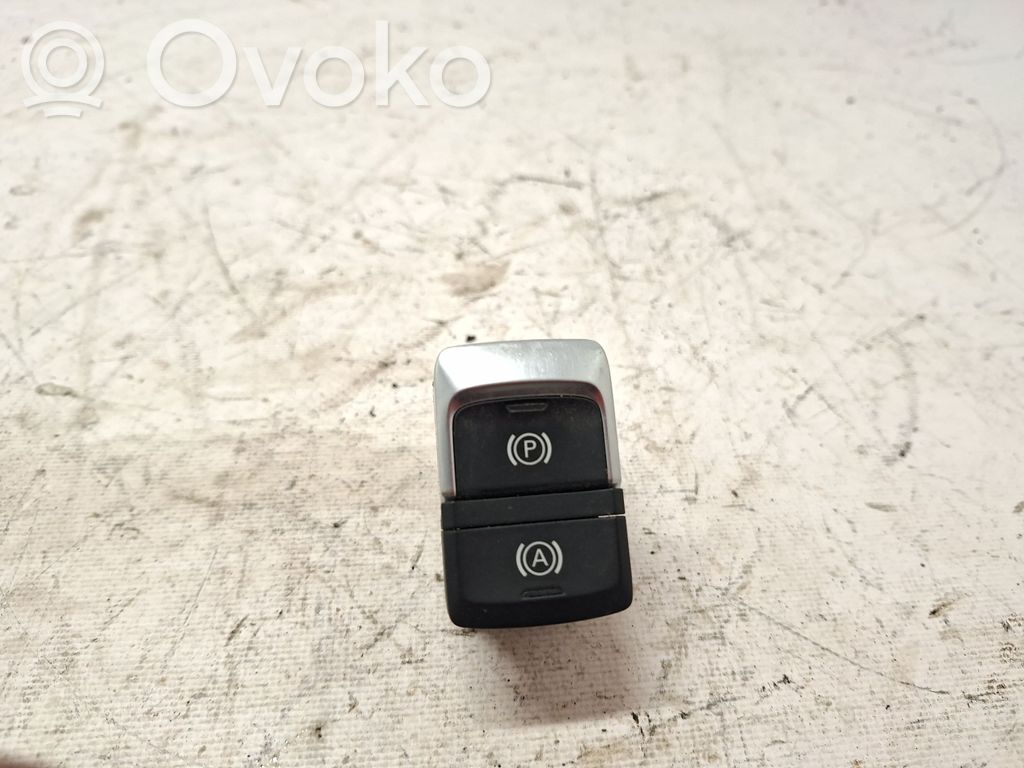 Audi Q3 8U Przycisk / Włącznik hamulca ręcznego 