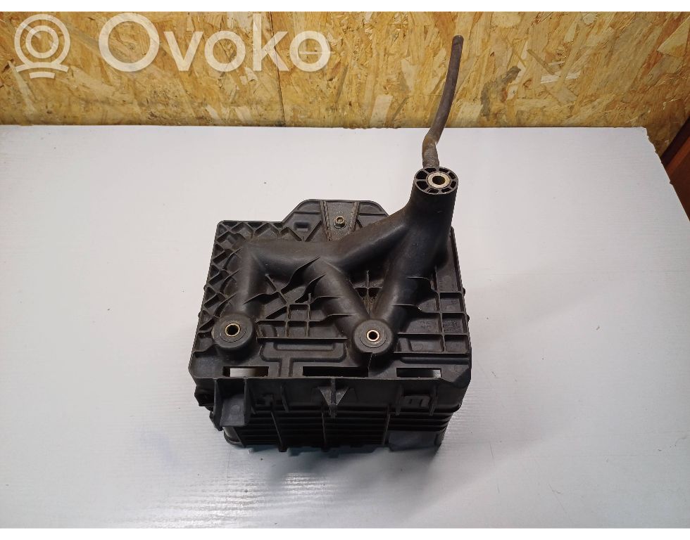 Podstawa / Obudowa akumulatora   6Q0915419G,6Q0915419,C2730