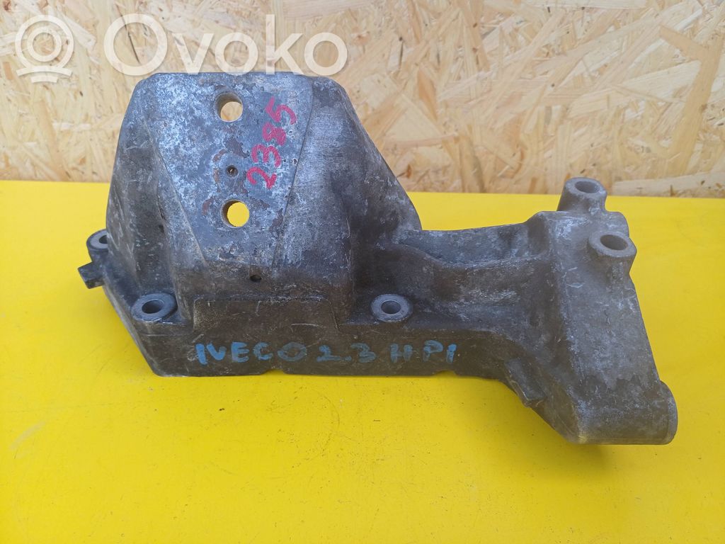 Iveco Daily 6th gen Engine mounting bracket 
