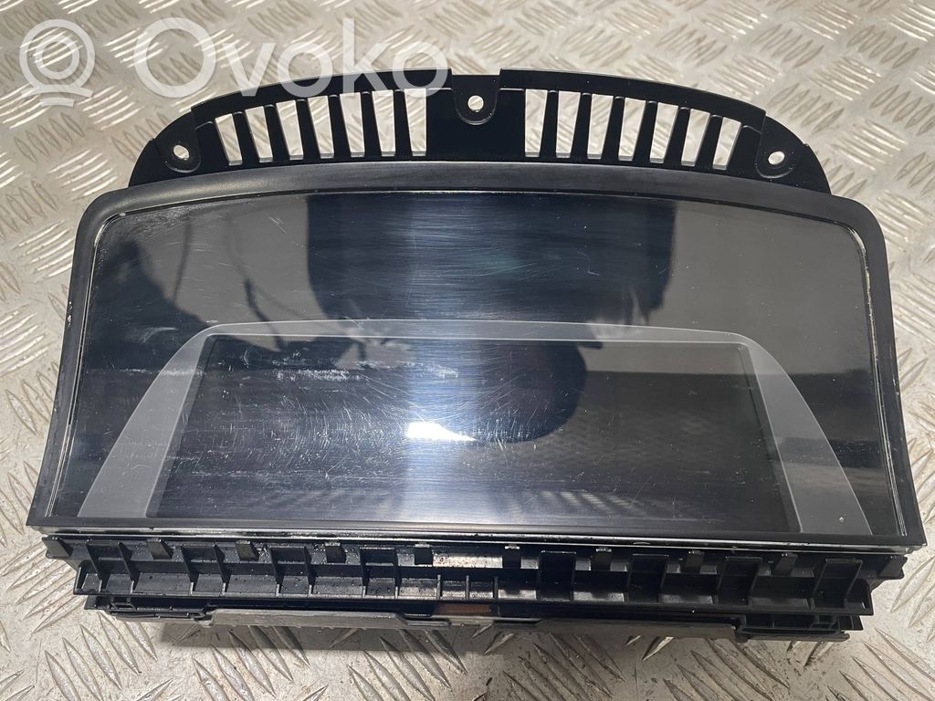 Screen/display/small screen   9157123