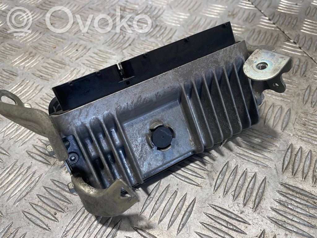 Toyota C-HR I Engine control unit/module 