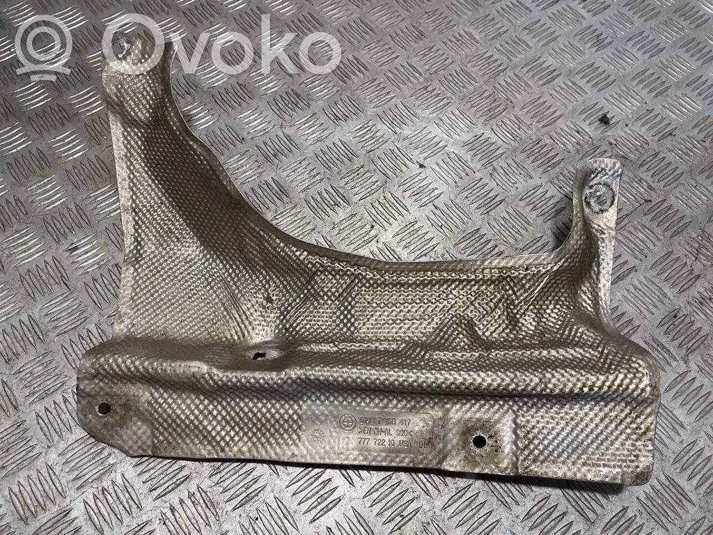 BMW X6 E71 Protección térmica del escape 
