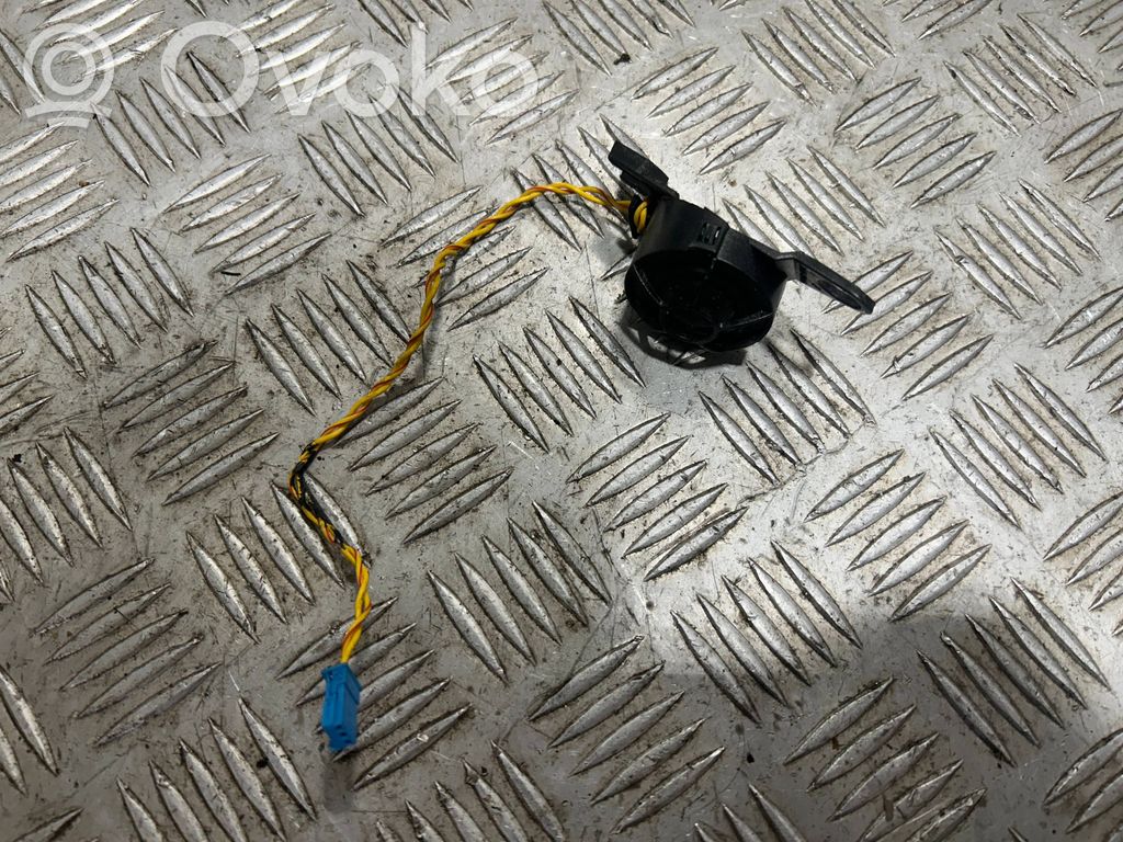 Etuoven diskanttikaiutin   8368235