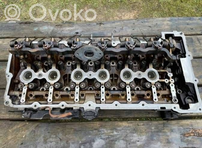 BMW 6 E63 E64 Engine head 