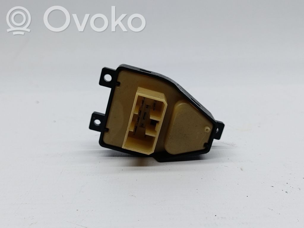 Wing mirror switch