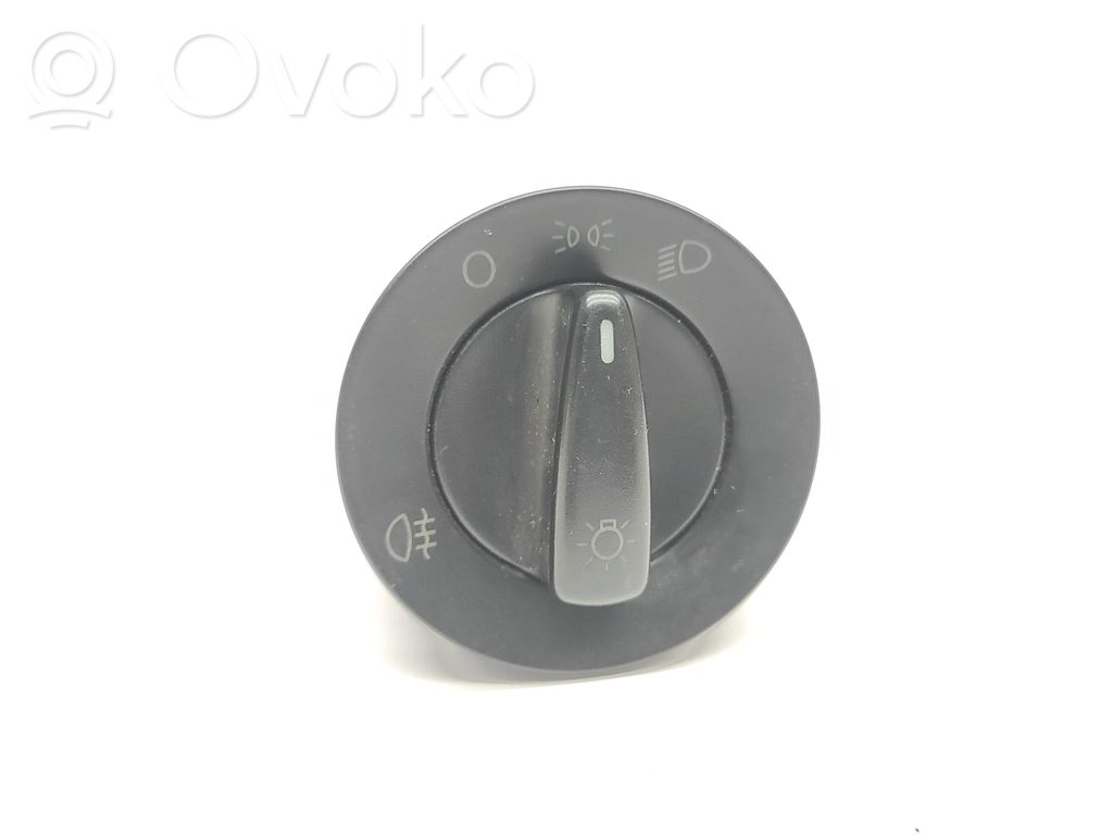 Light switch   1C0941531,APENASNEVOEIROTRAS