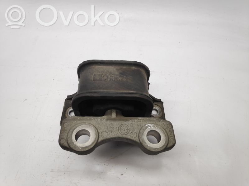 Moottorin kiinnikekorvake   9227879,9227878