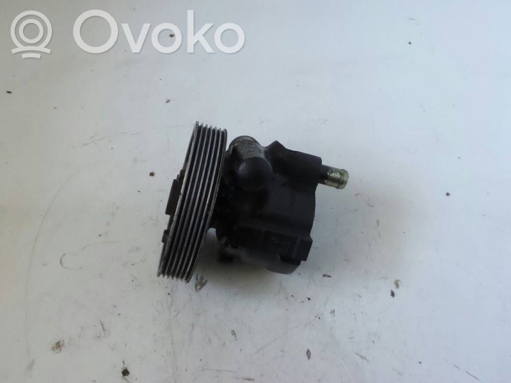 Ohjaustehostimen pumppu   16V,GASOLINA