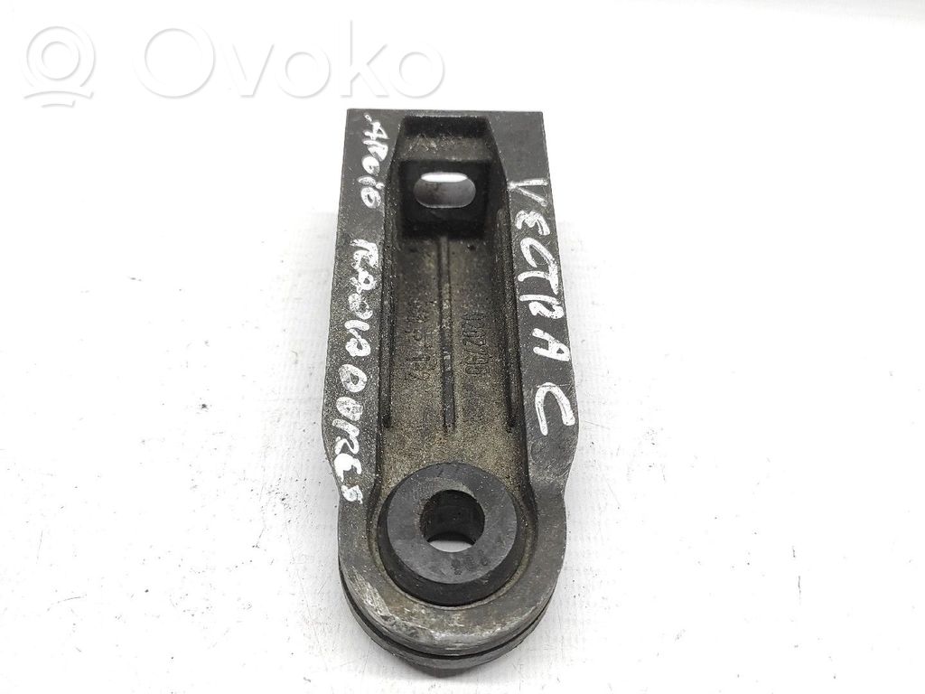 Opel Vectra C Panel mocowanie chłodnicy / dół 