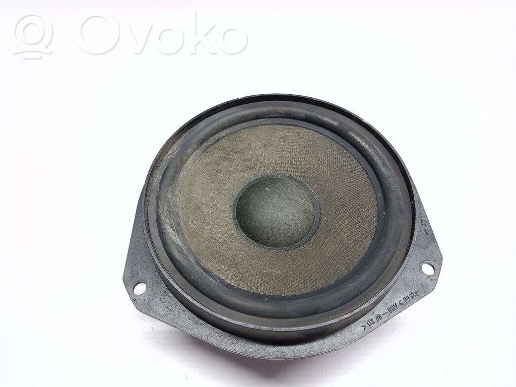 Altavoz del panel   24423552