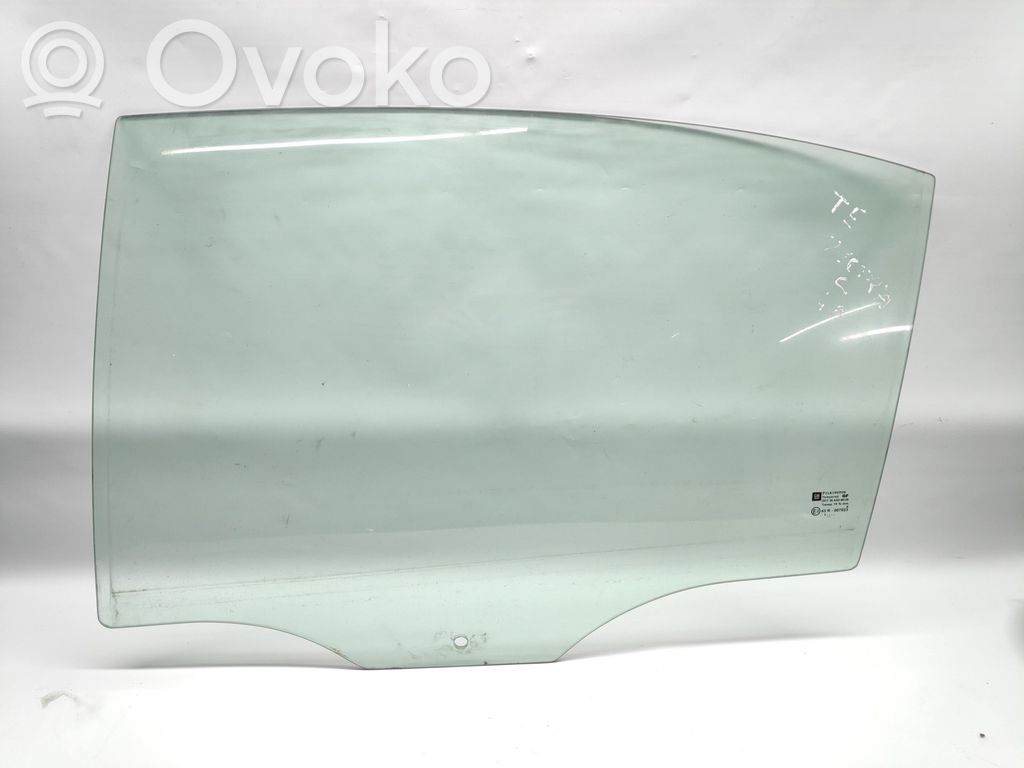 Opel Vectra C Rear door window glass 
