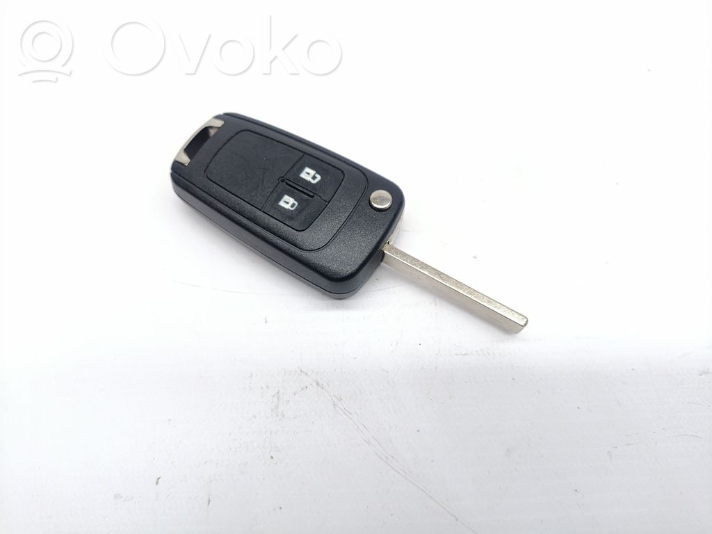 Opel Astra J Tarjeta/llave de arranque 
