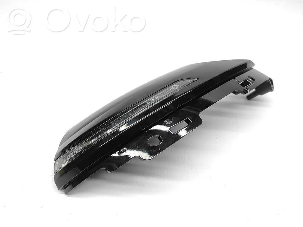 Mirror indicator light   261F69132R,COMCAPAINFERIOR