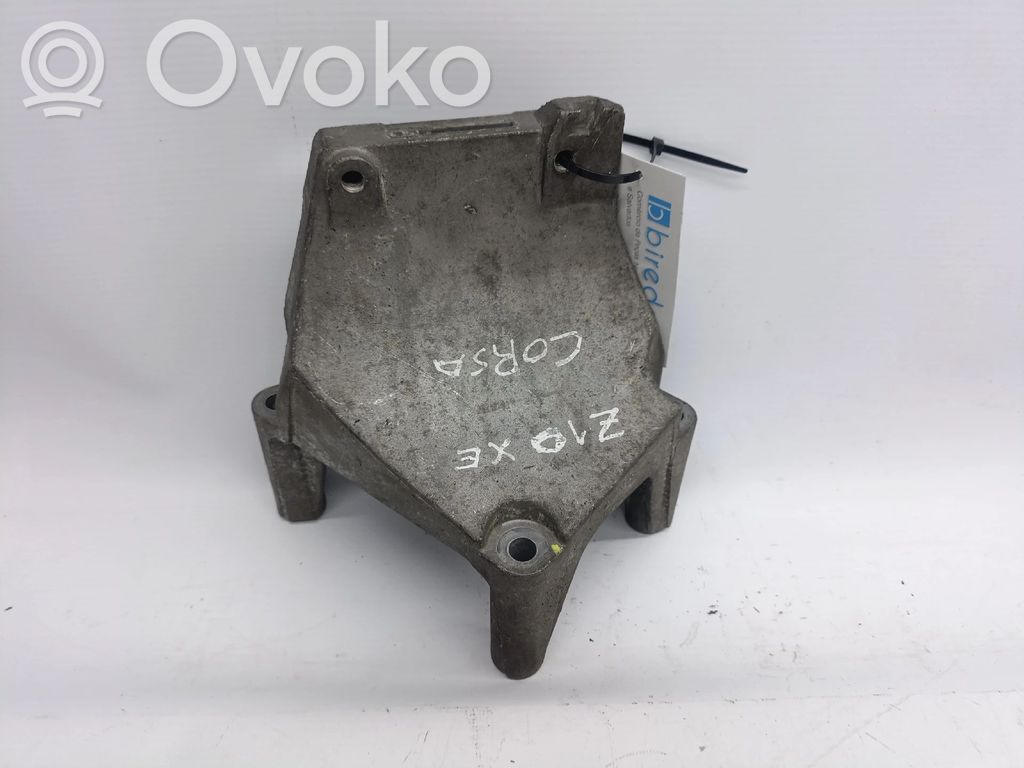 Engine mount bracket   9127489