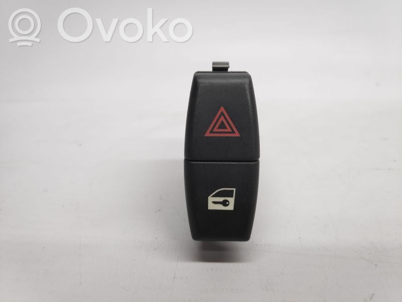 Avārijas lukturu slēdzis   91950604