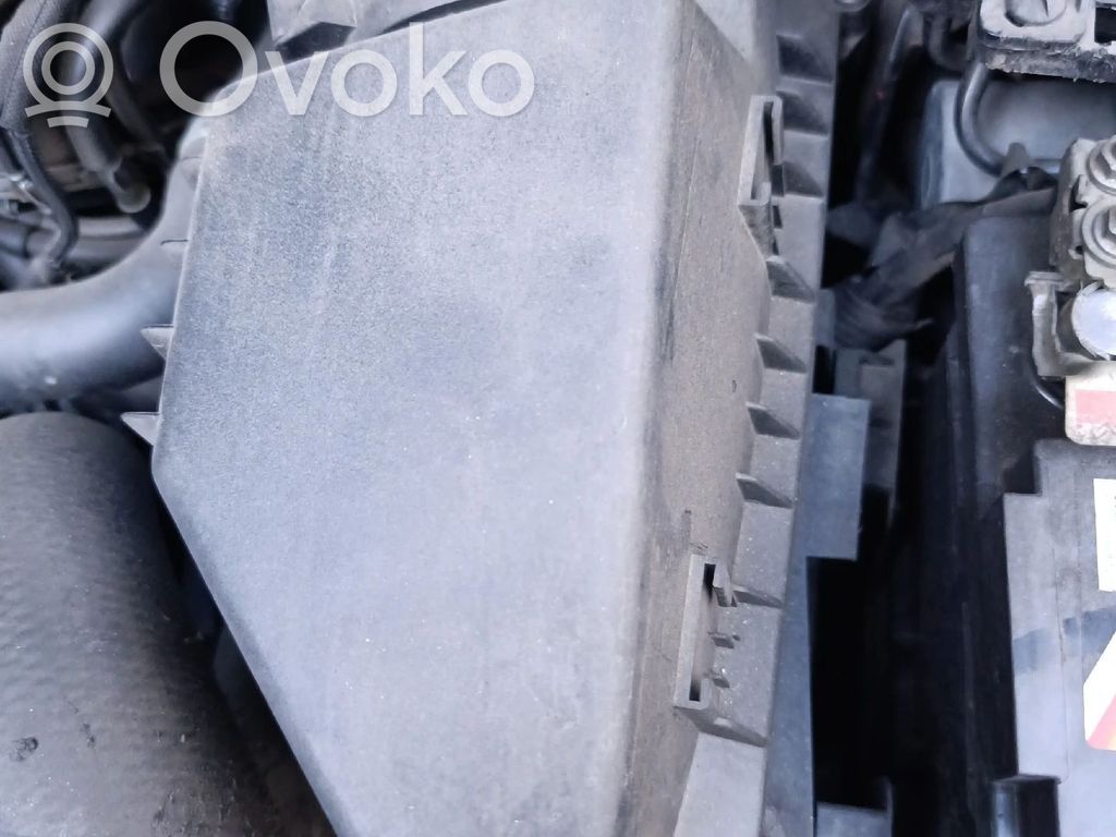 Oro filtro dėžė   1427K4,9644910780