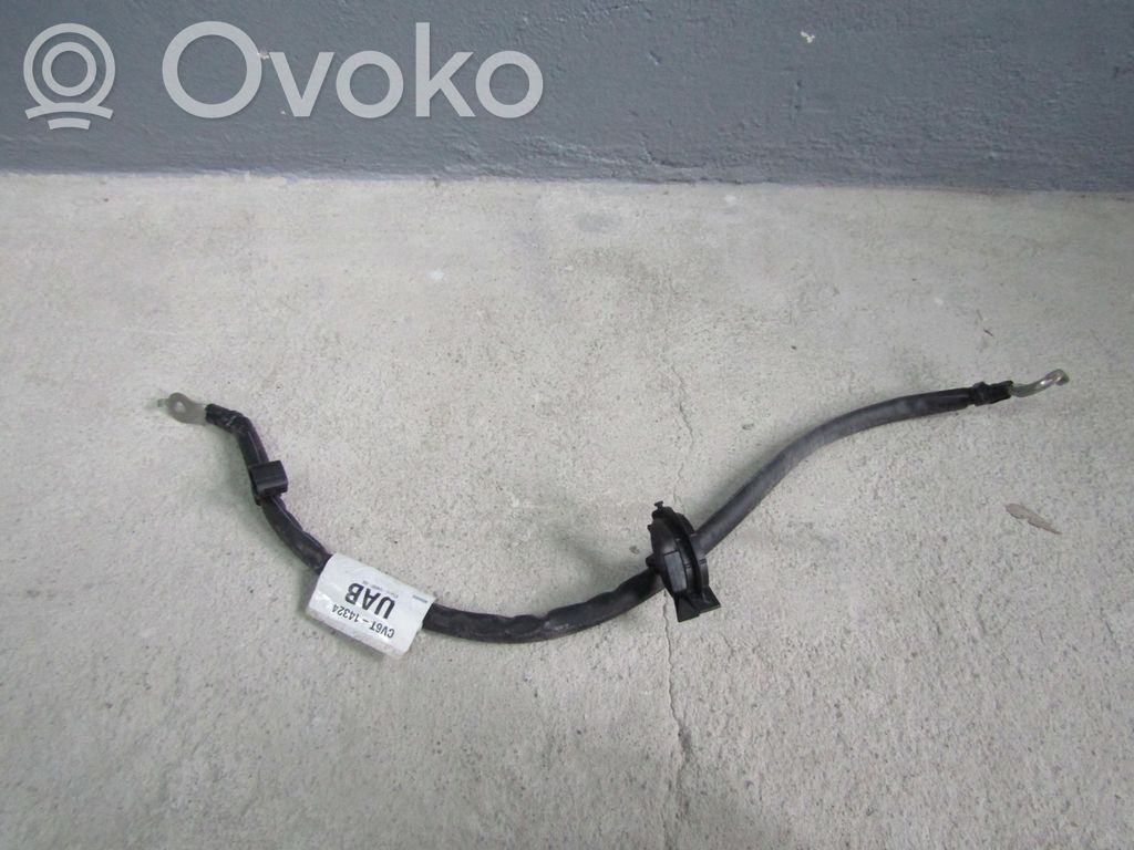 Ford Focus Maakaapeli, akku 