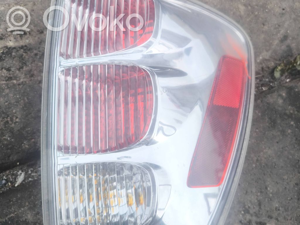 Chevrolet Equinox Rear/tail lights 