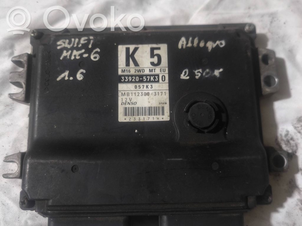 Suzuki Swift I Engine control unit/module 