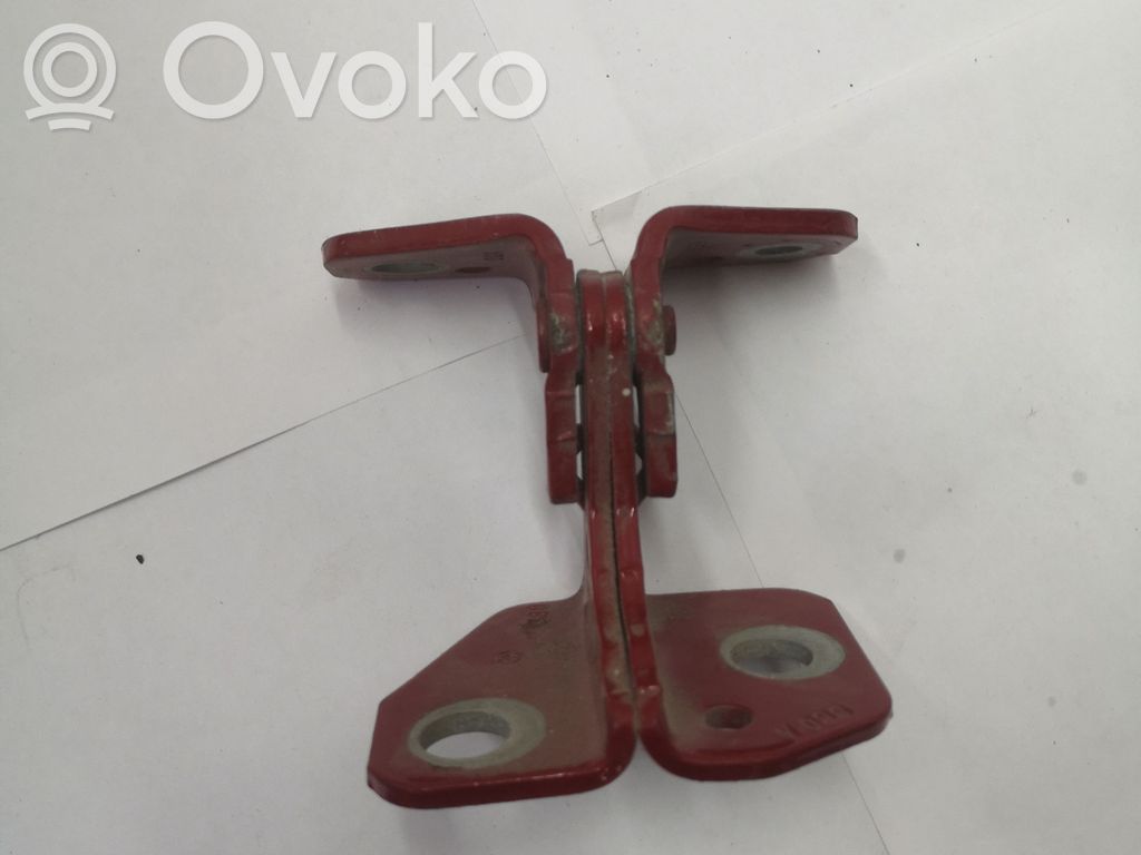 Dodge Durango Front door lower hinge 