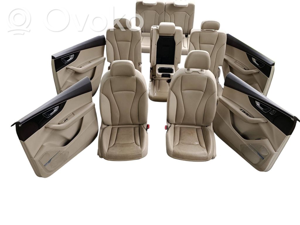 Interior set   4M1868017,4M1868018,4M0863243C,4M0885305