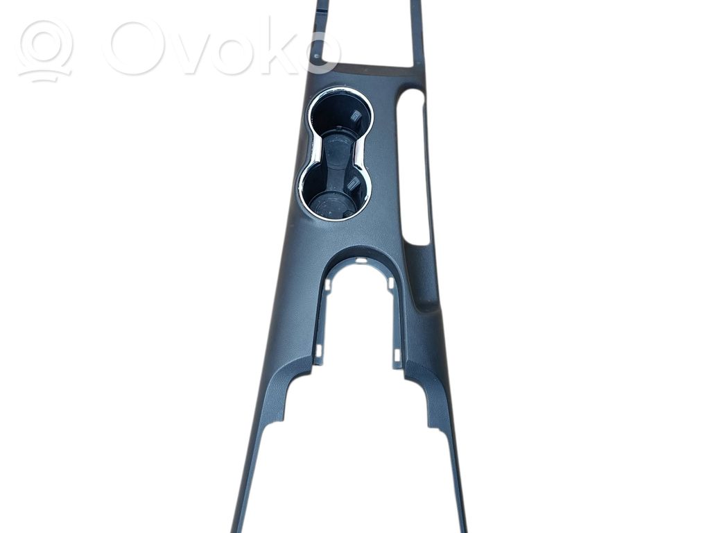 Consola central   FR3B63044E50A,FR3B63045P28A,T200255840F,FR3B63045M18A,FR3B63045W33A,GR3B63045B44,GR3B631560A