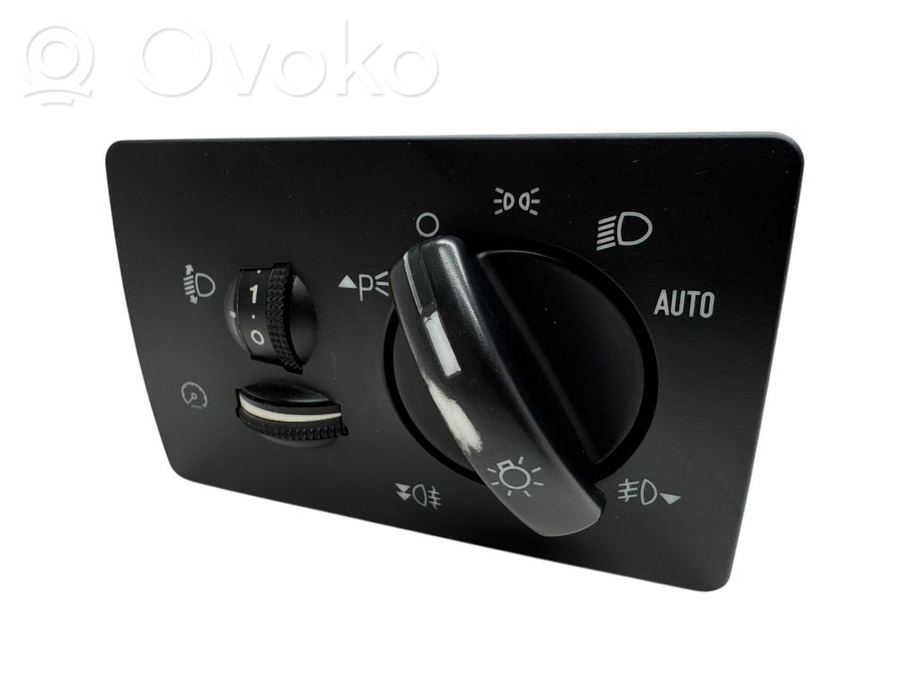 Ford Kuga I Light switch 